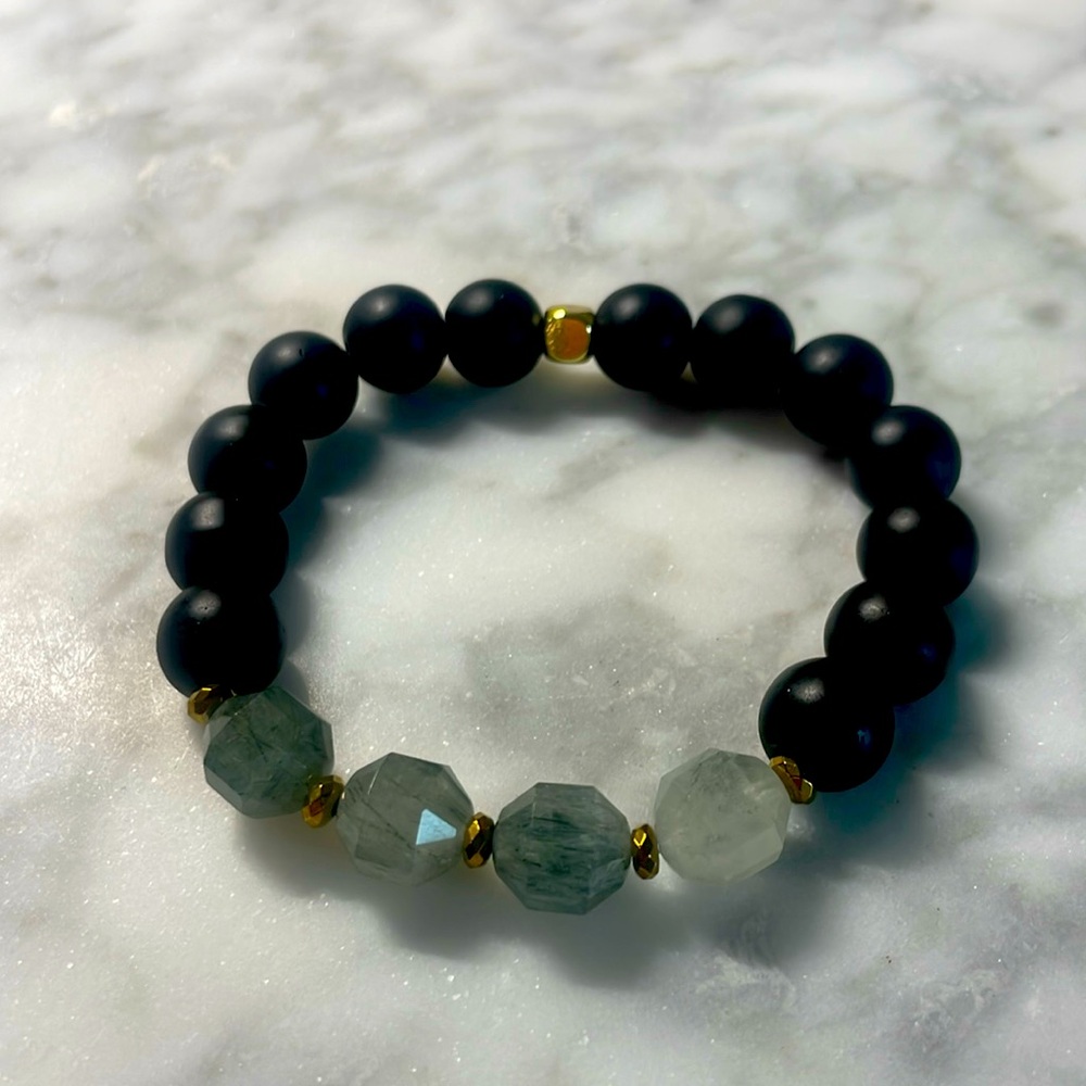 Green Rutile Quartz & black onyx bracelet